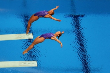 springboard diving